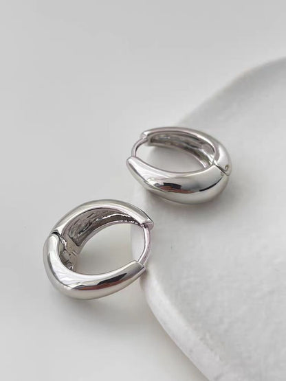 Circular water-drop style earring clasp