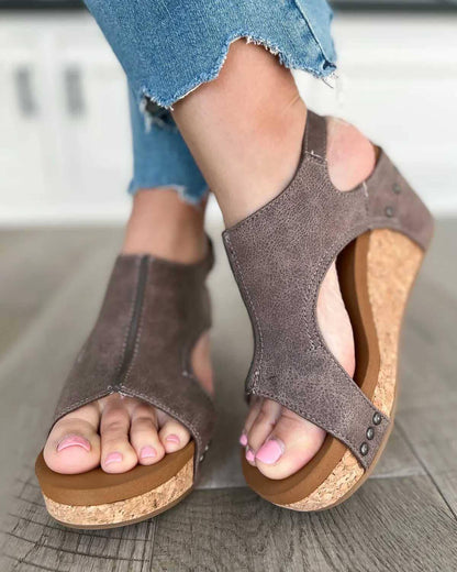 Large size Peeple sandals