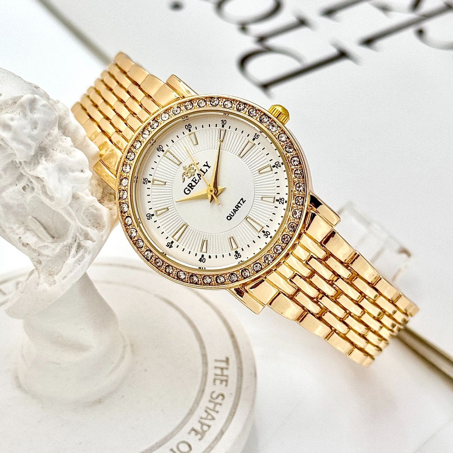 Fashion Luminous Quartz Women Watch